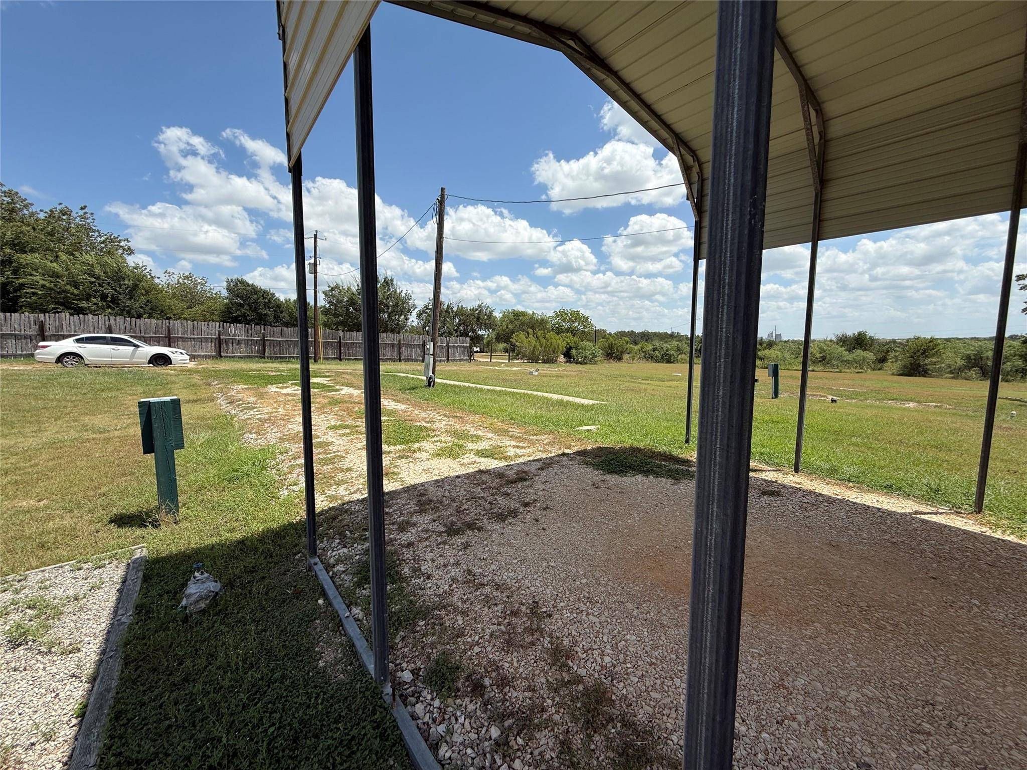 3075 BLACK COLONY RD, Buda, TX 78610