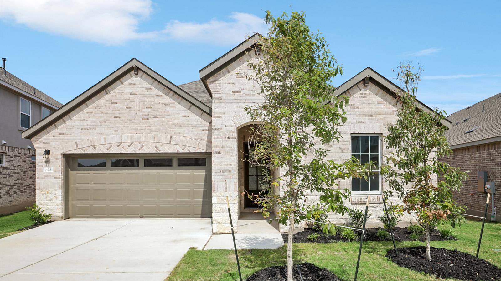 433 Eagle Canyon DR, Leander, TX 78641