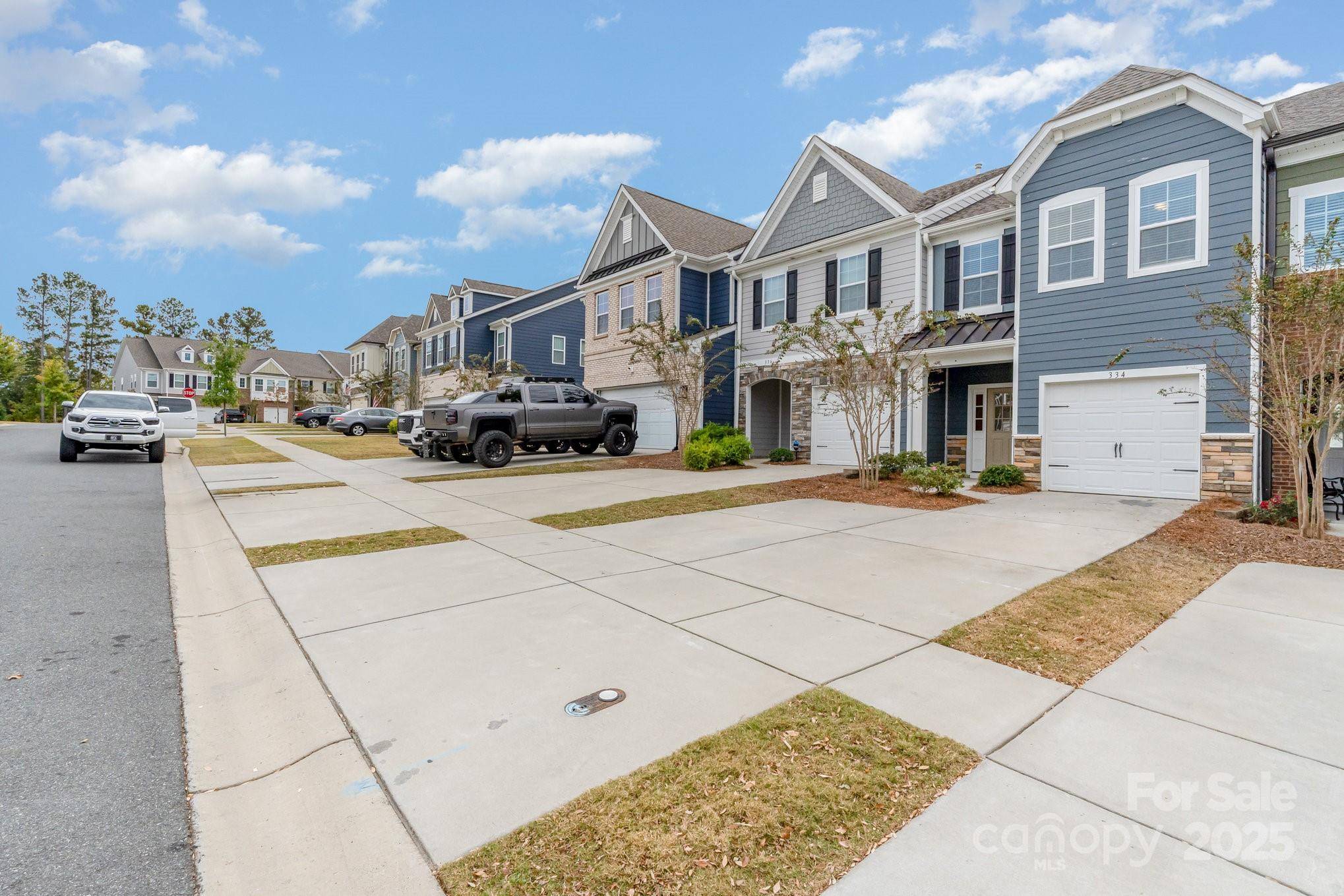 334 Embers LN, Clover, SC 29710