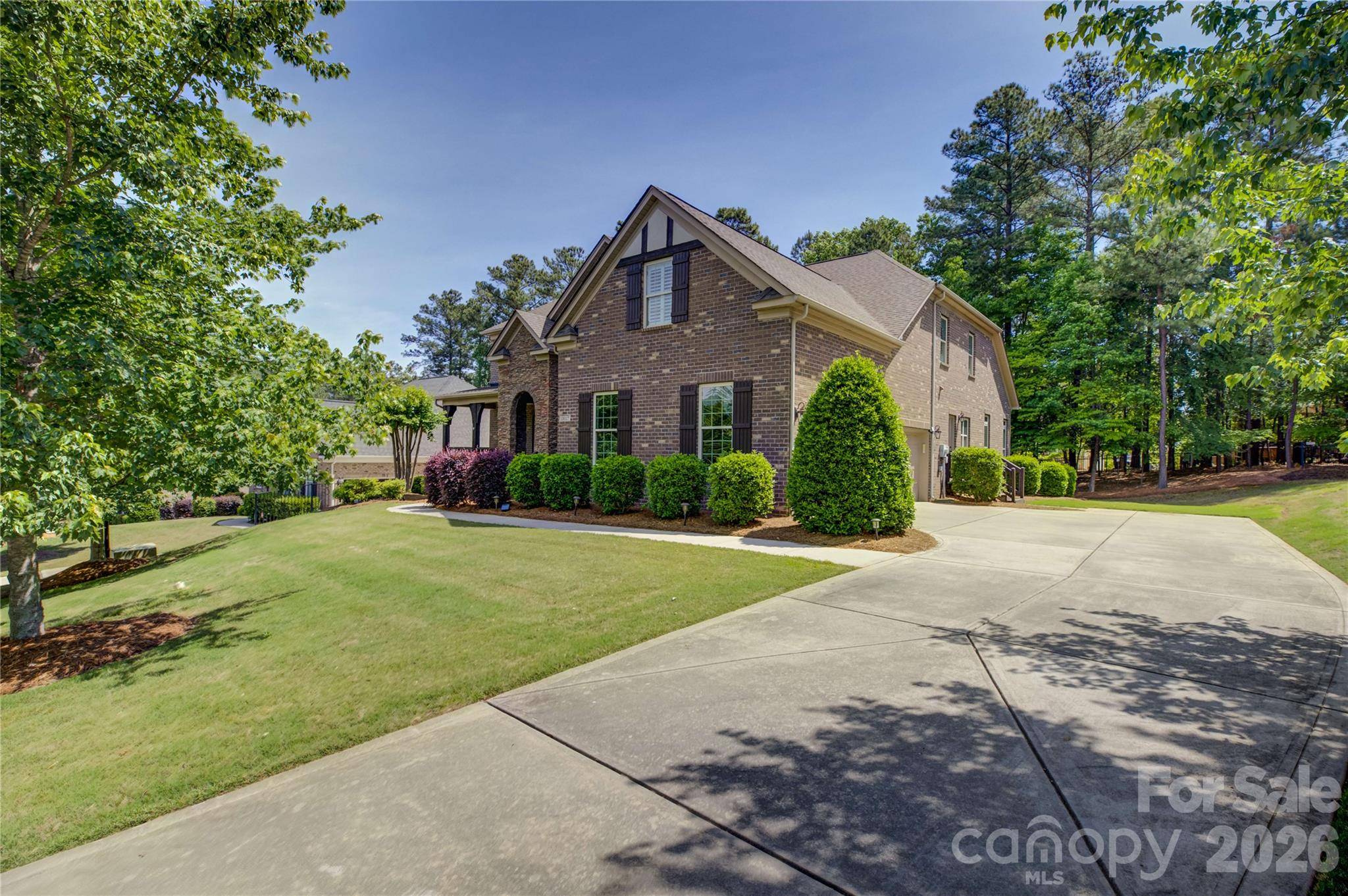 13017 Avila CT, Charlotte, NC 28278