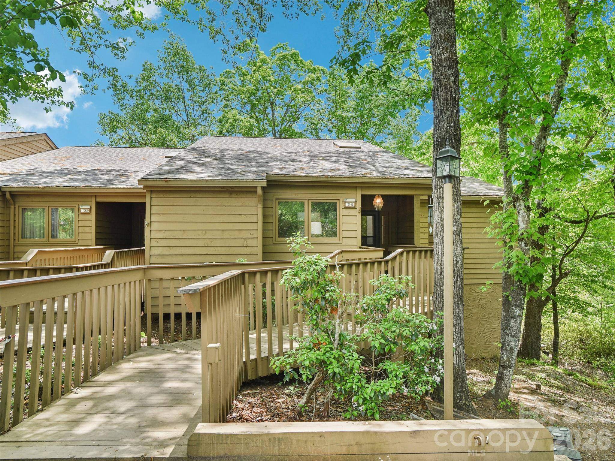 155 Quail Cove BLVD #1601, Lake Lure, NC 28746