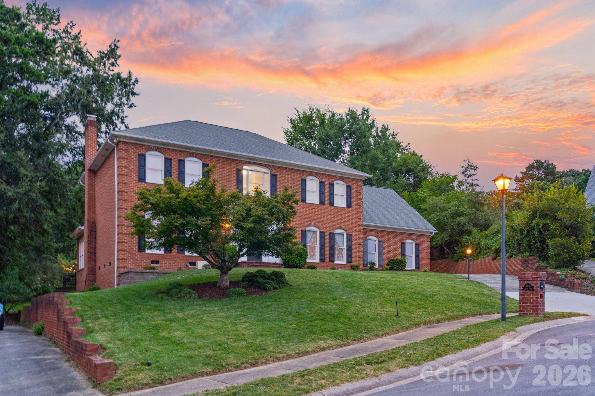 1006 Chelsea PL, Matthews, NC 28105
