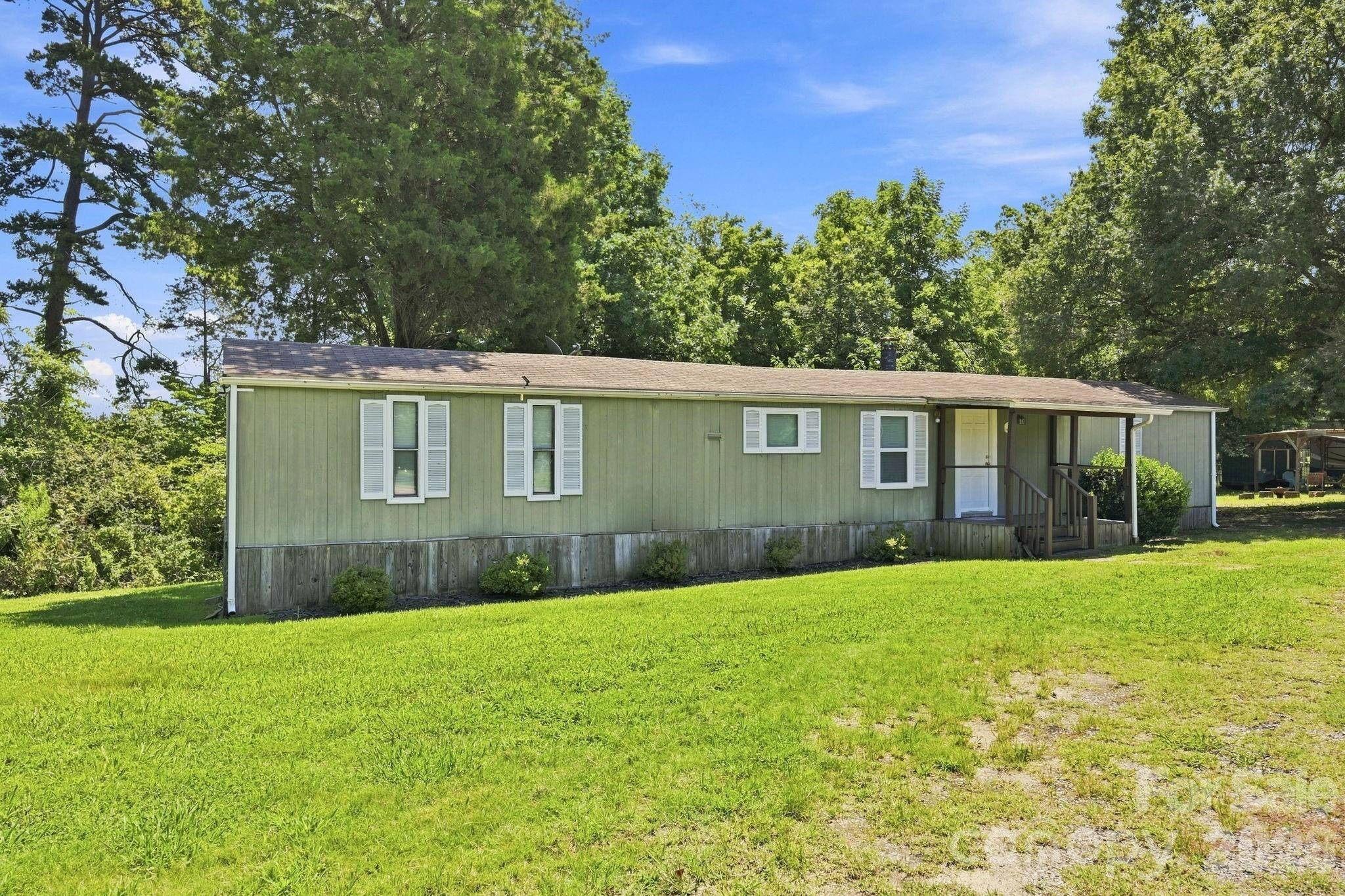 109 Ray Dawn LN, Mooresville, NC 28117