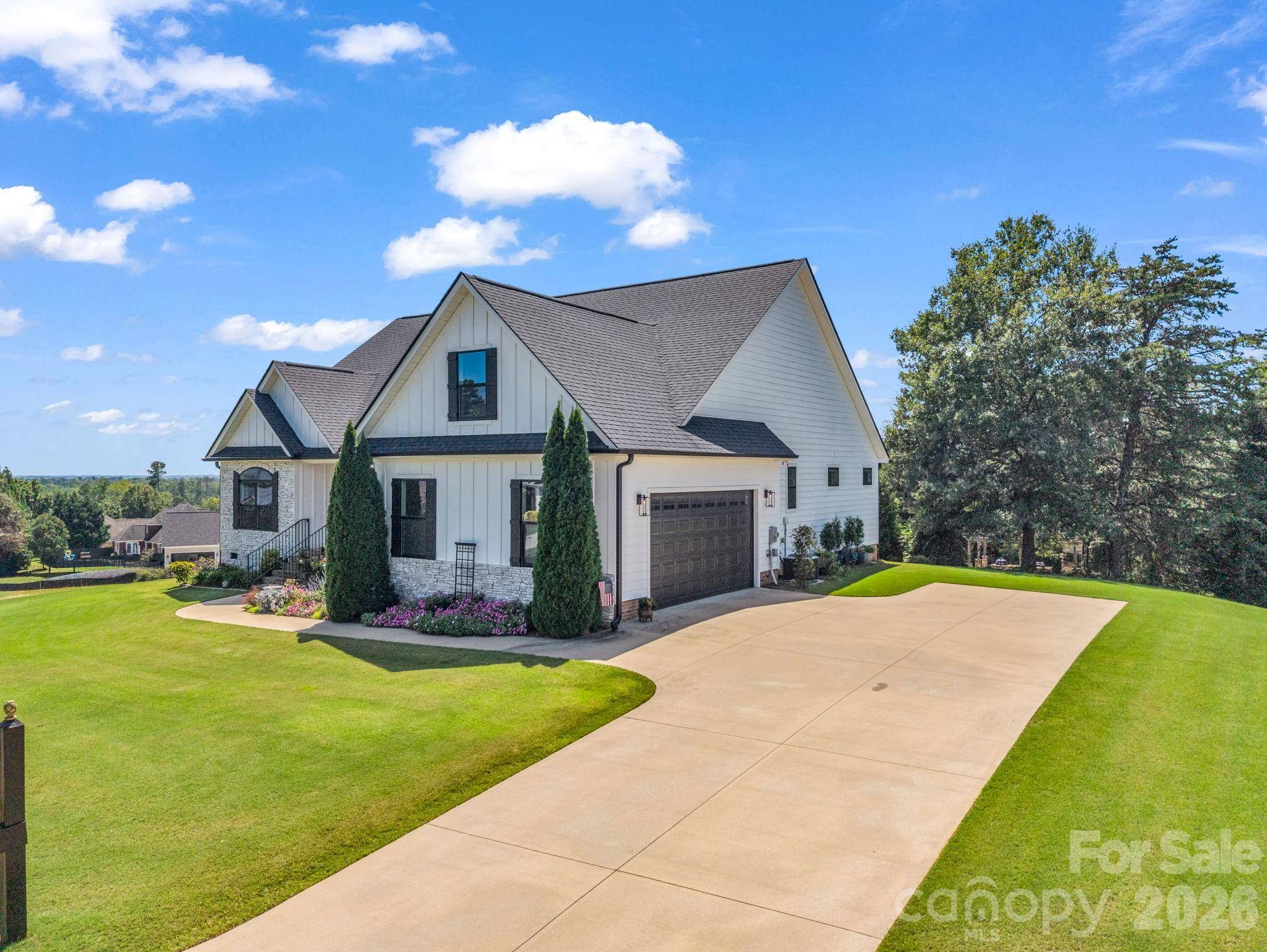 718 Tinsberry LN, Inman, SC 29349