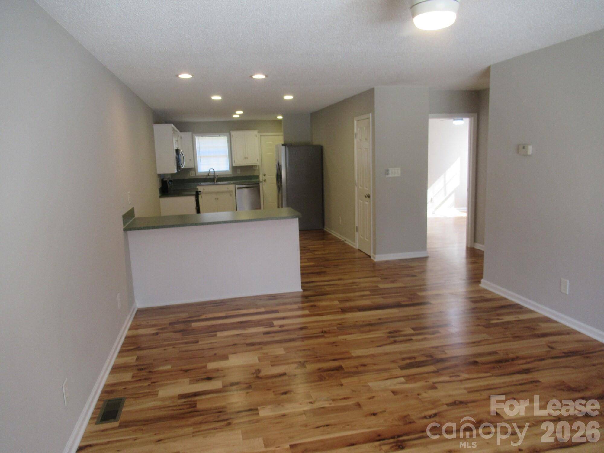 820 Horseshoe Lake RD, Lincolnton, NC 28092