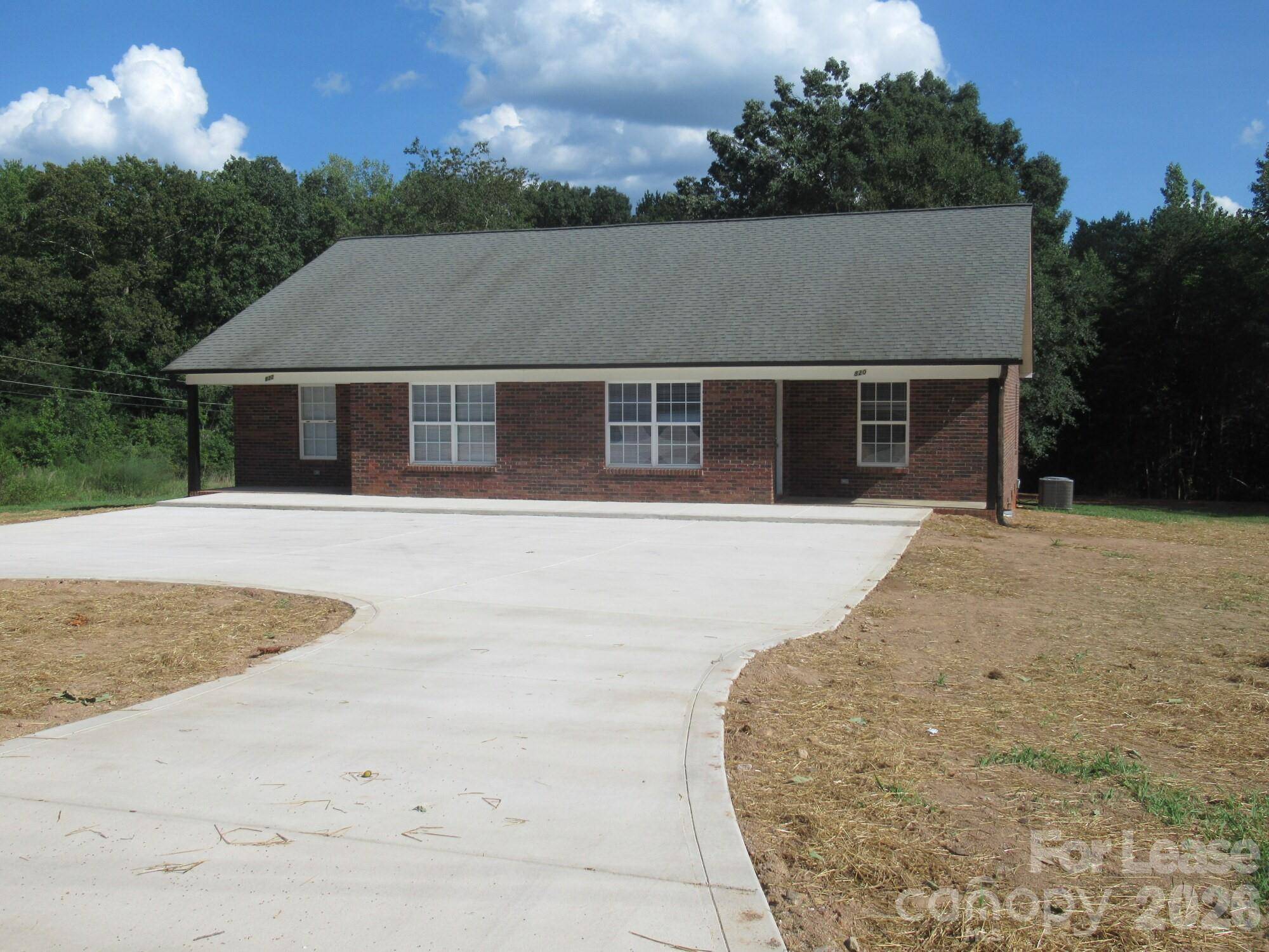 820 Horseshoe Lake RD, Lincolnton, NC 28092