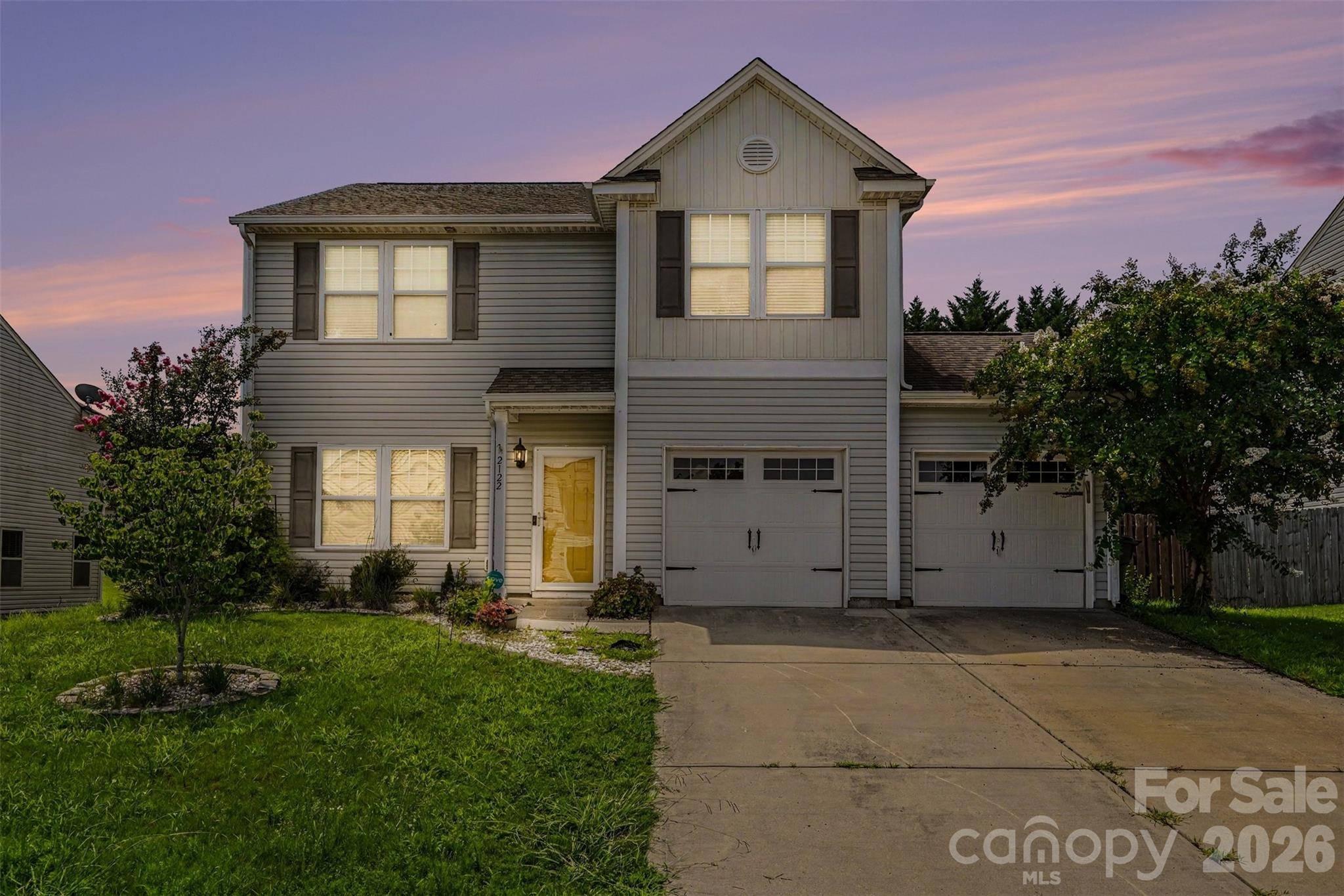 2122 Gillette DR, Clover, SC 29710