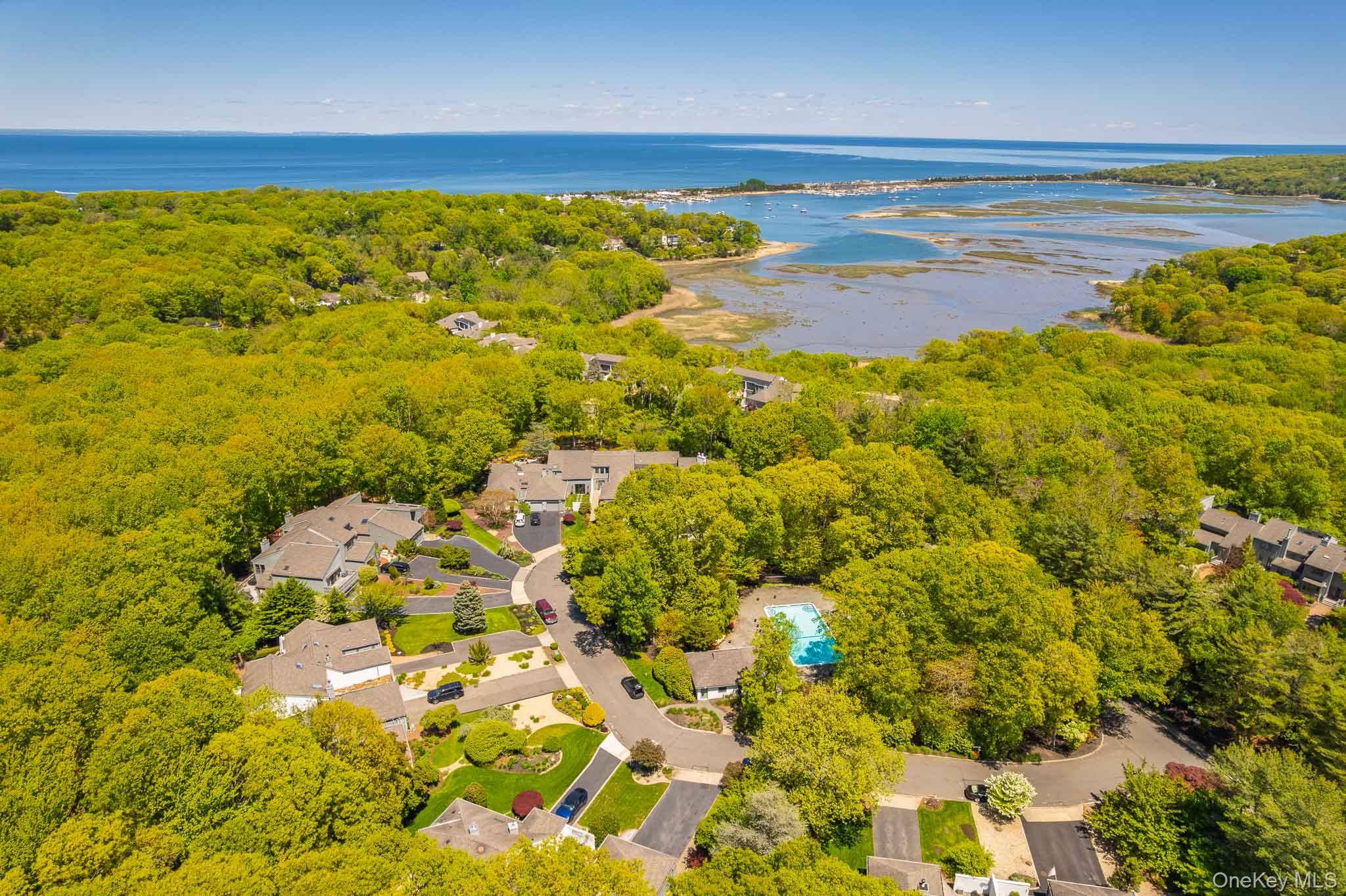 35 Timberline CIR, Port Jefferson, NY 11777