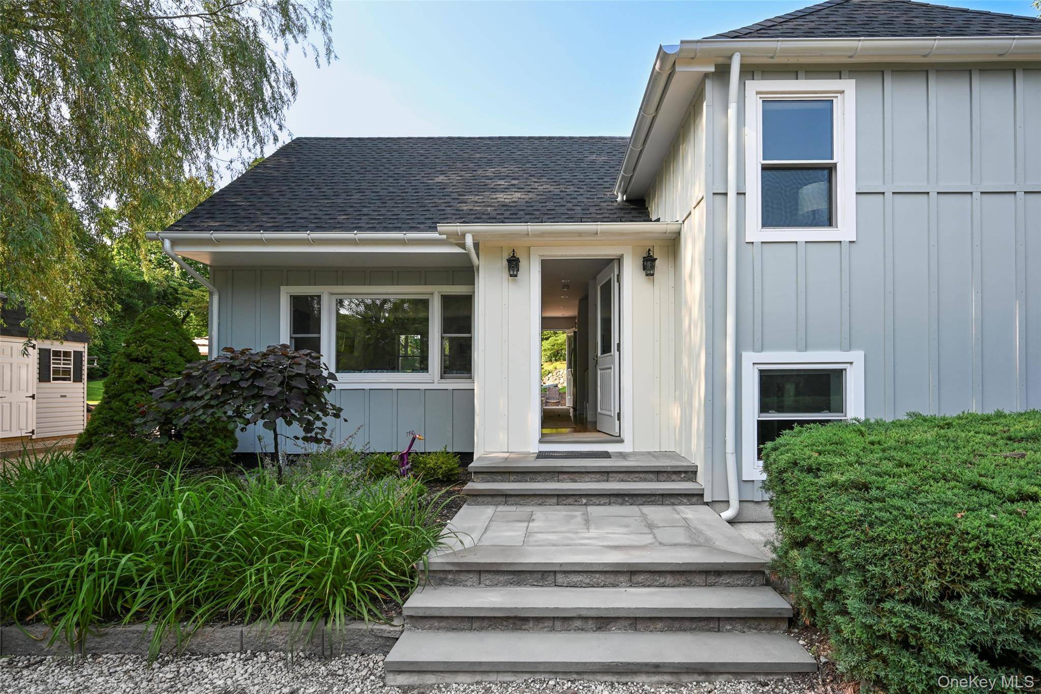 845 County Road 39, Southampton, NY 11968