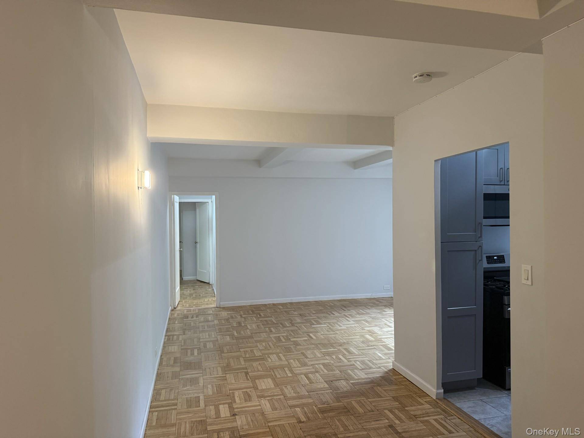 1505 Archer RD #3D, Bronx, NY 10462