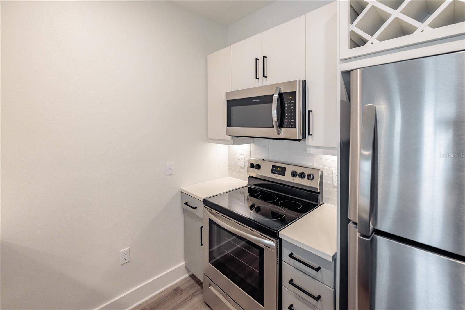 1420 LAKEFRONT DR #4305, Sarasota, FL 34240