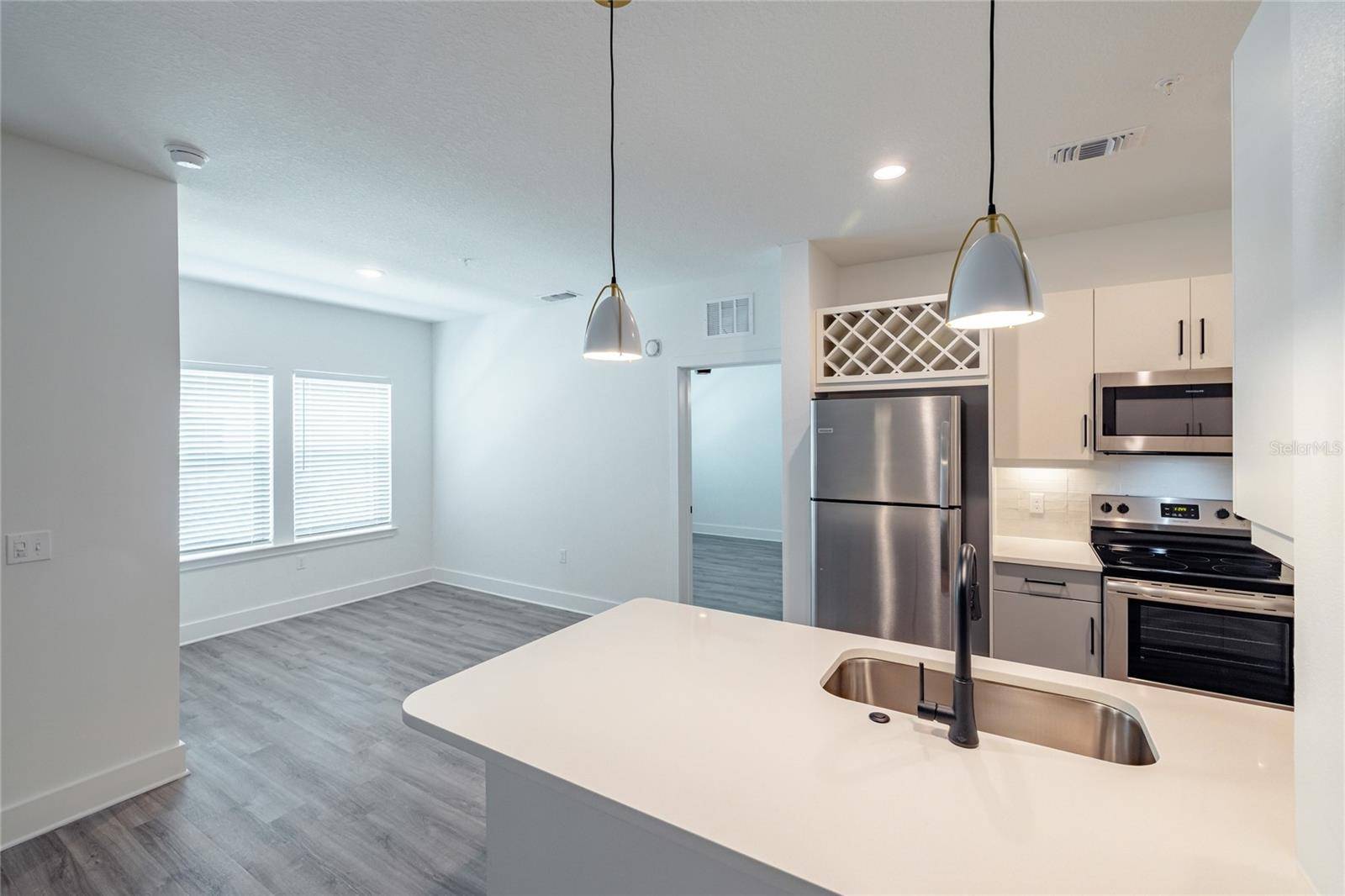 1420 LAKEFRONT DR #6413, Sarasota, FL 34240