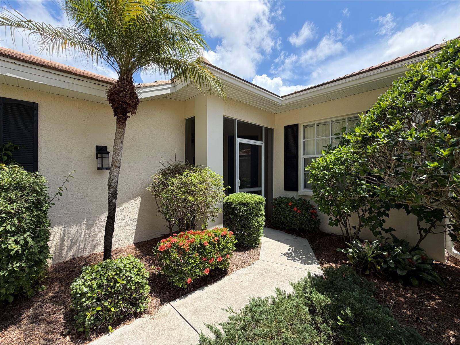 880 CHALMERS DR #880, Venice, FL 34293