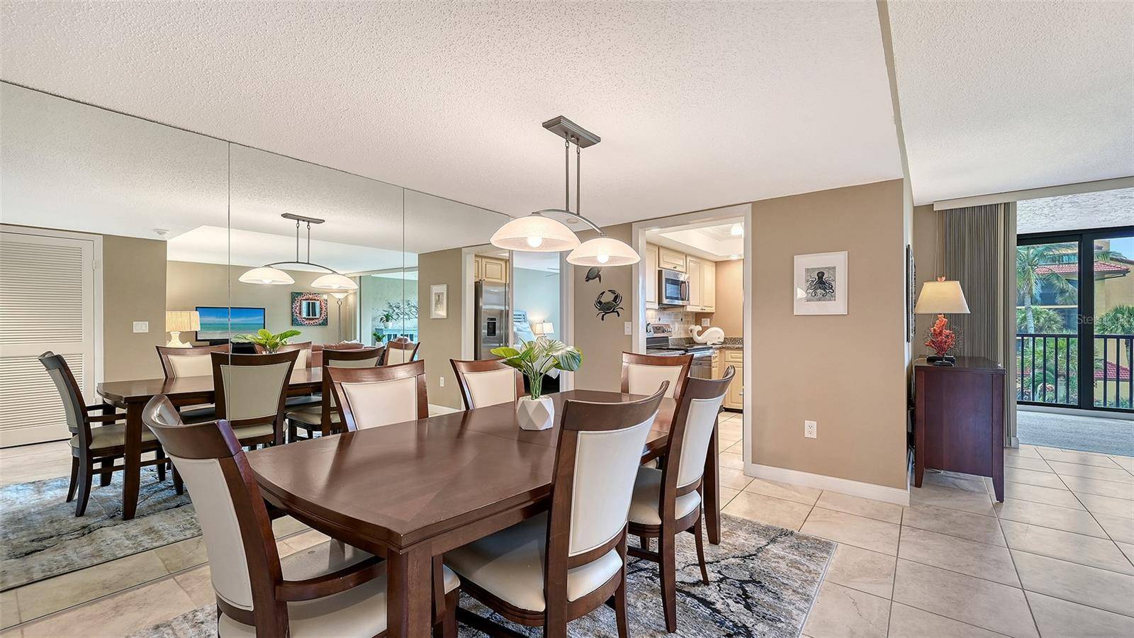 8710 MIDNIGHT PASS RD #203B, Sarasota, FL 34242