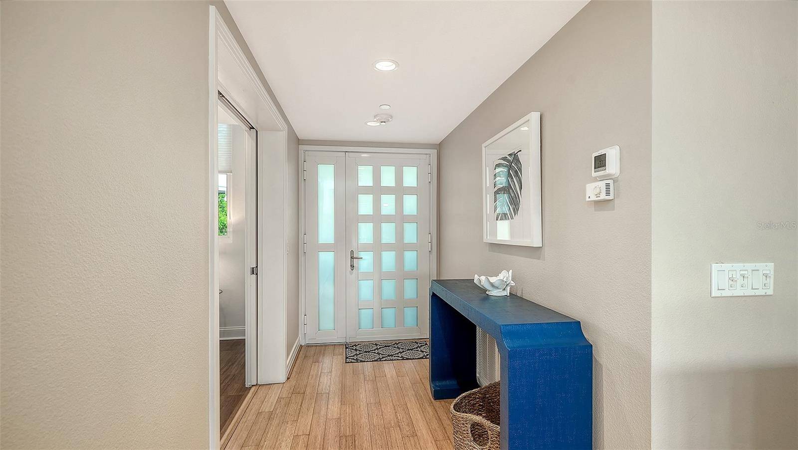 1075 GULF OF MEXICO DR #303, Longboat Key, FL 34228