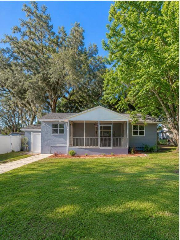 130 E DICIE AVE, Eustis, FL 32726