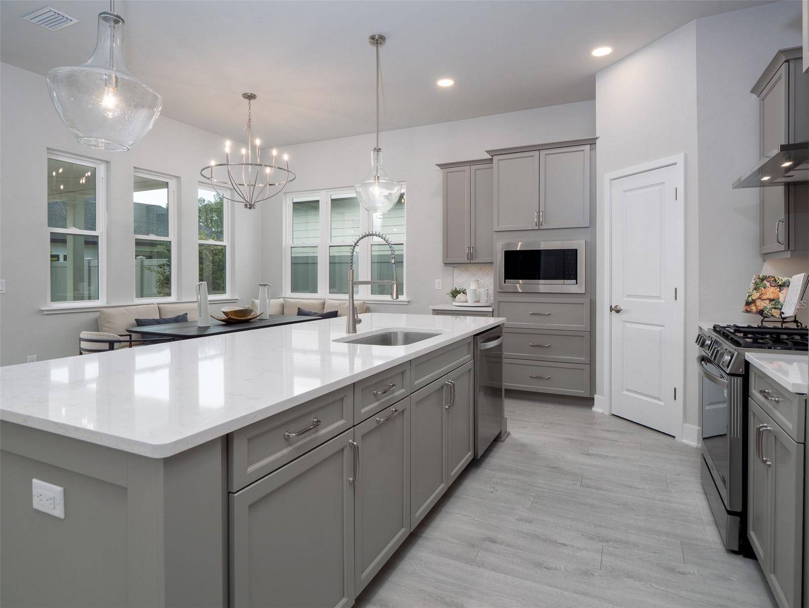 835 SW 145TH DR, Newberry, FL 32669
