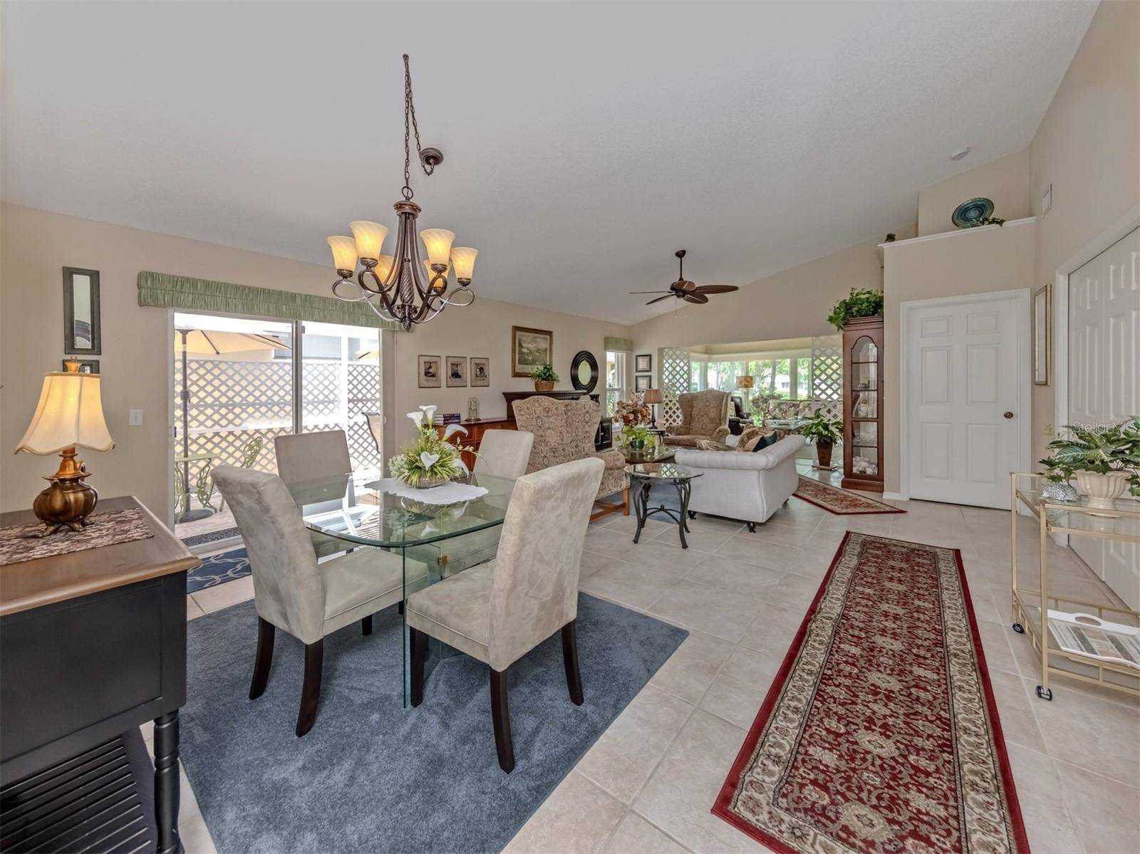 525 CLUBSIDE CIR #53, Venice, FL 34293