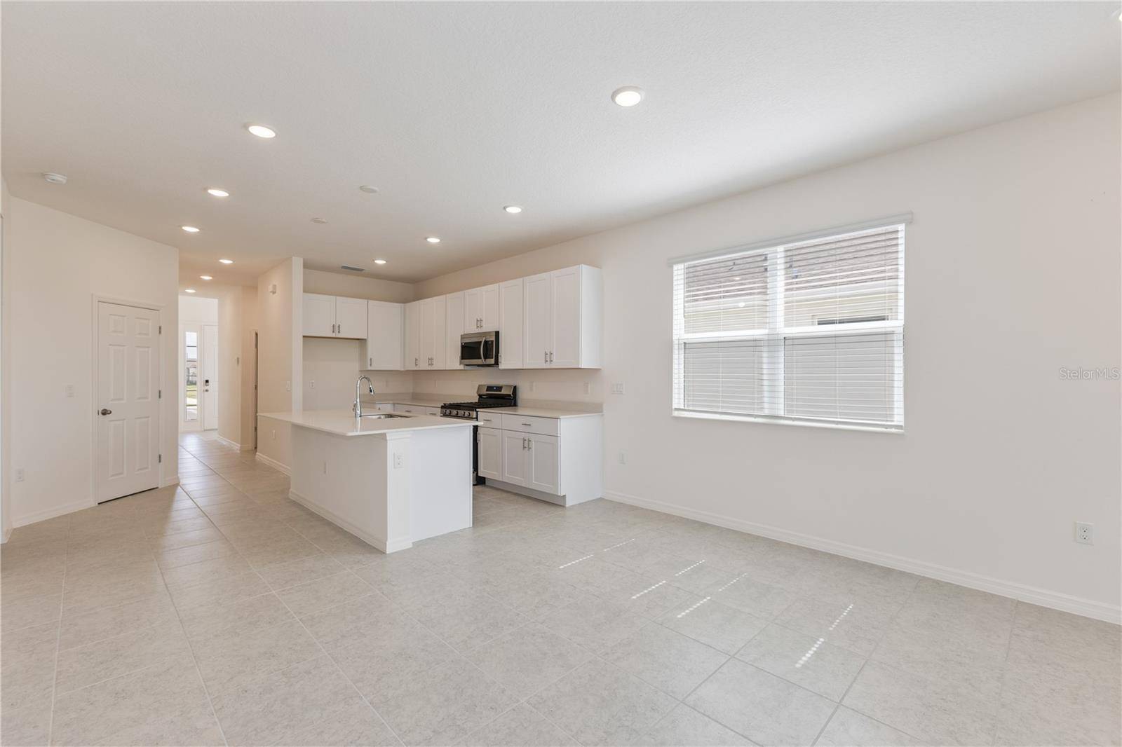 9120 WILDLIGHT TRL, Wildwood, FL 34785