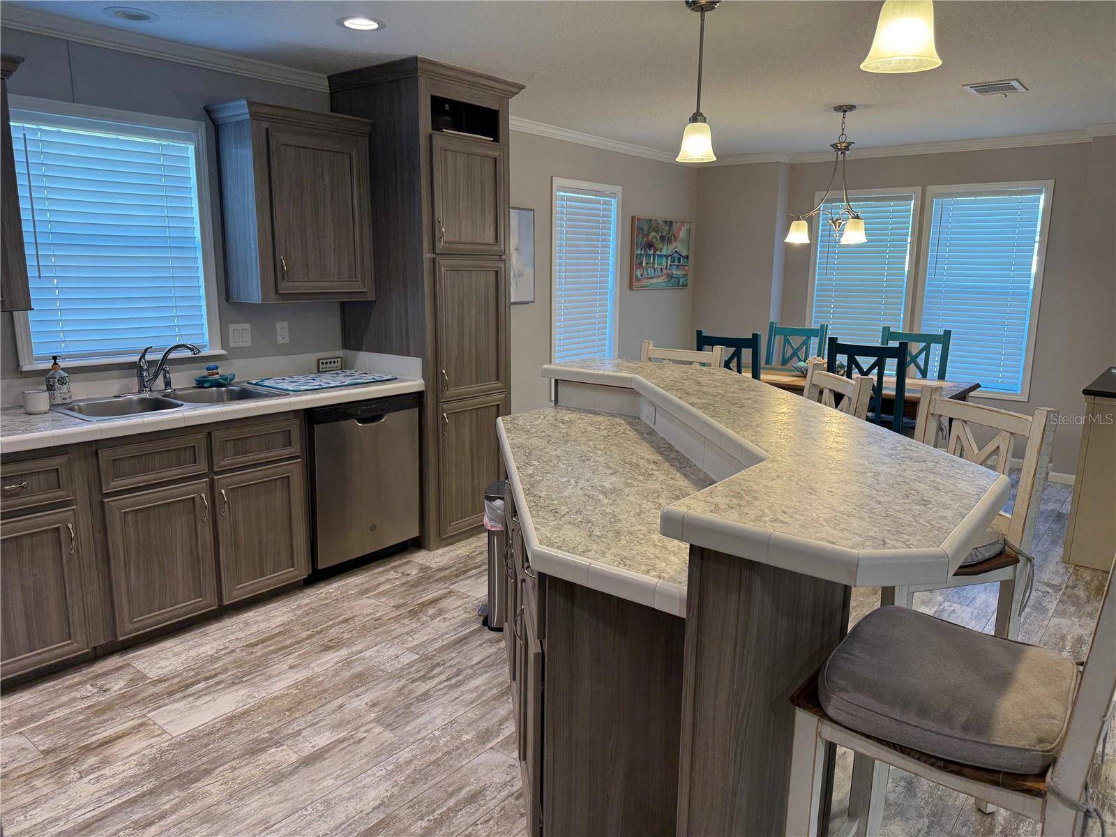 152 RED BASS LN, Edgewater, FL 32141