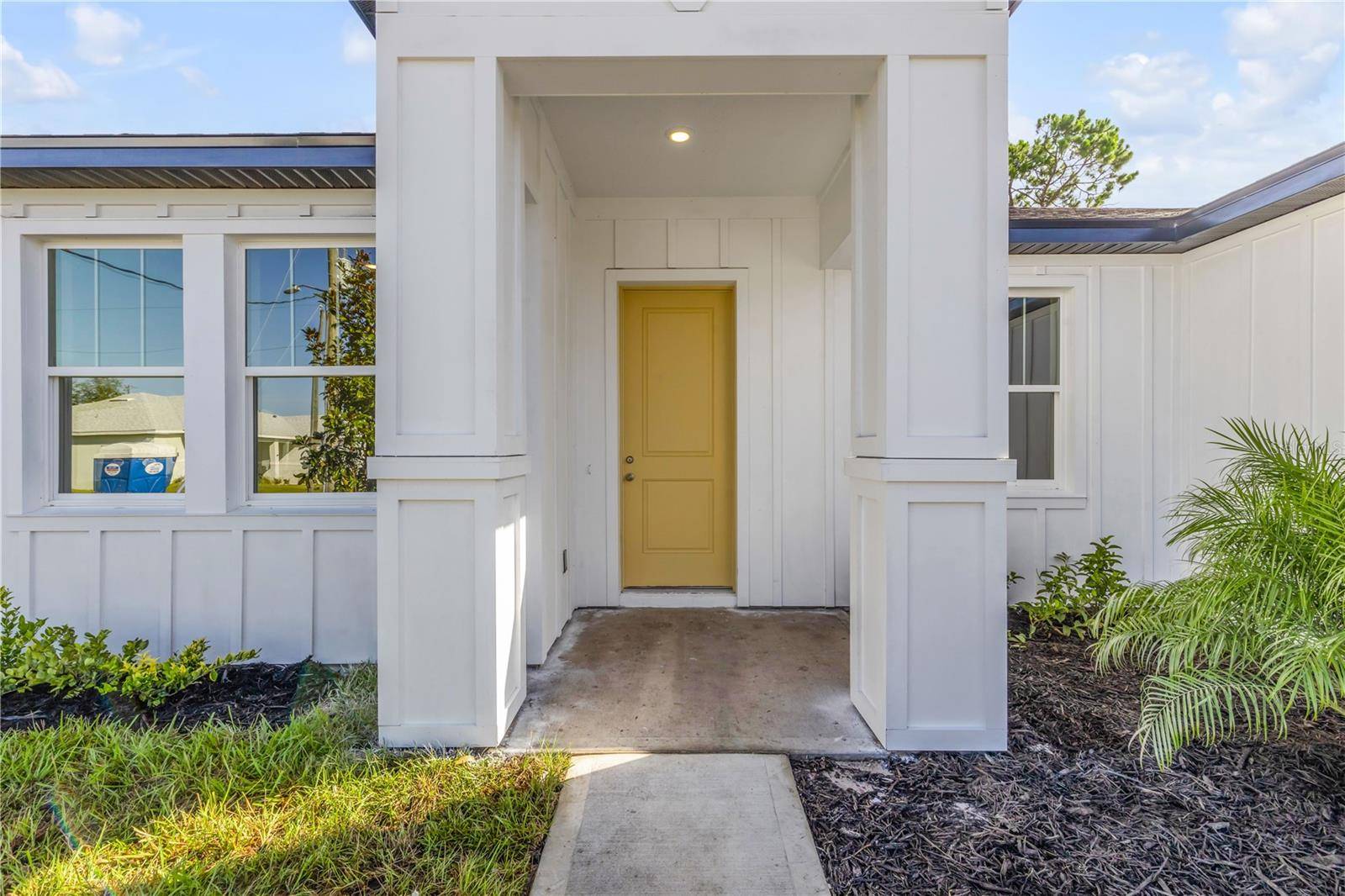 188 PERSIMMON DR, Palm Coast, FL 32164