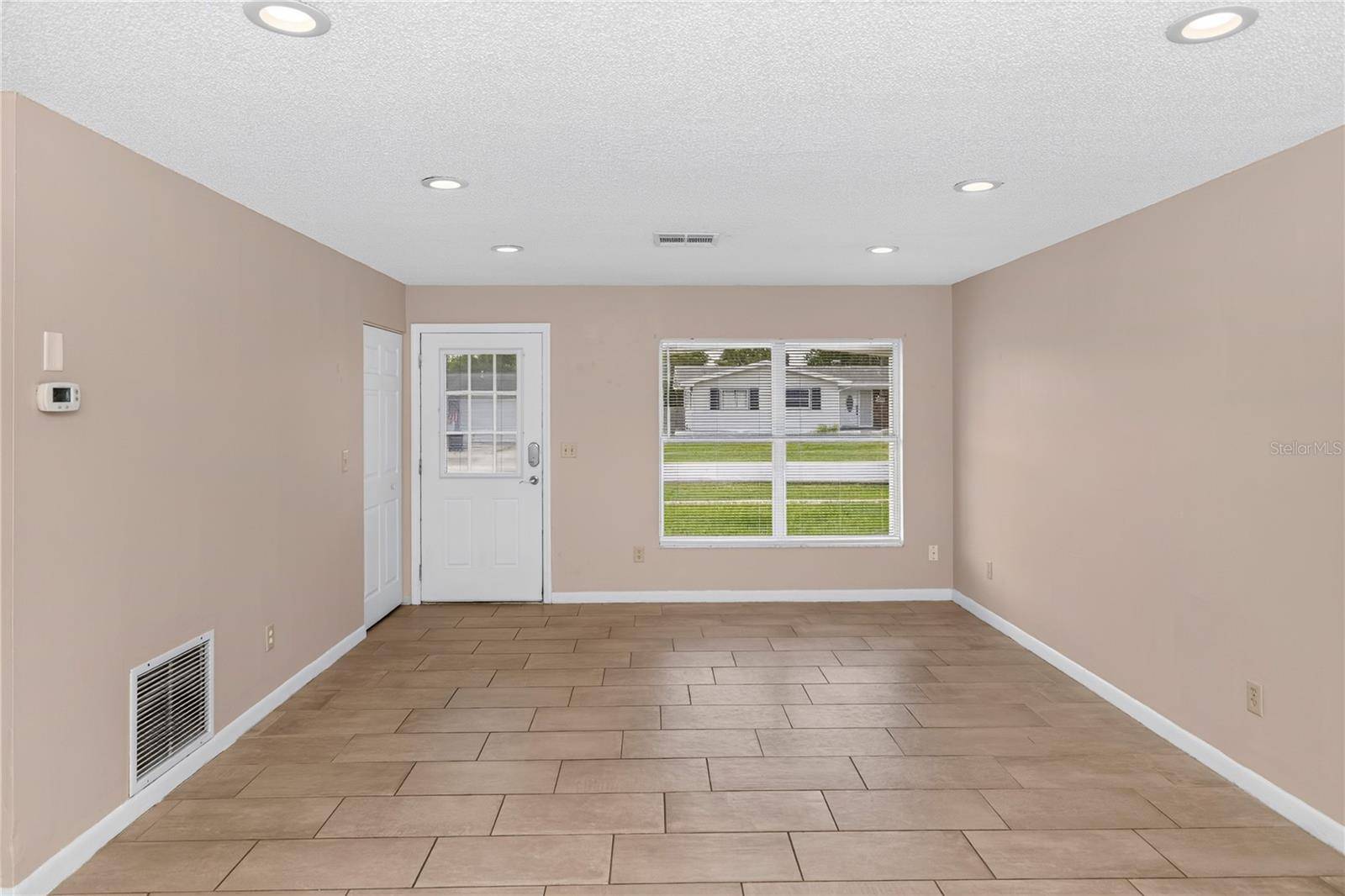 2638 BEAL ST, Deltona, FL 32738