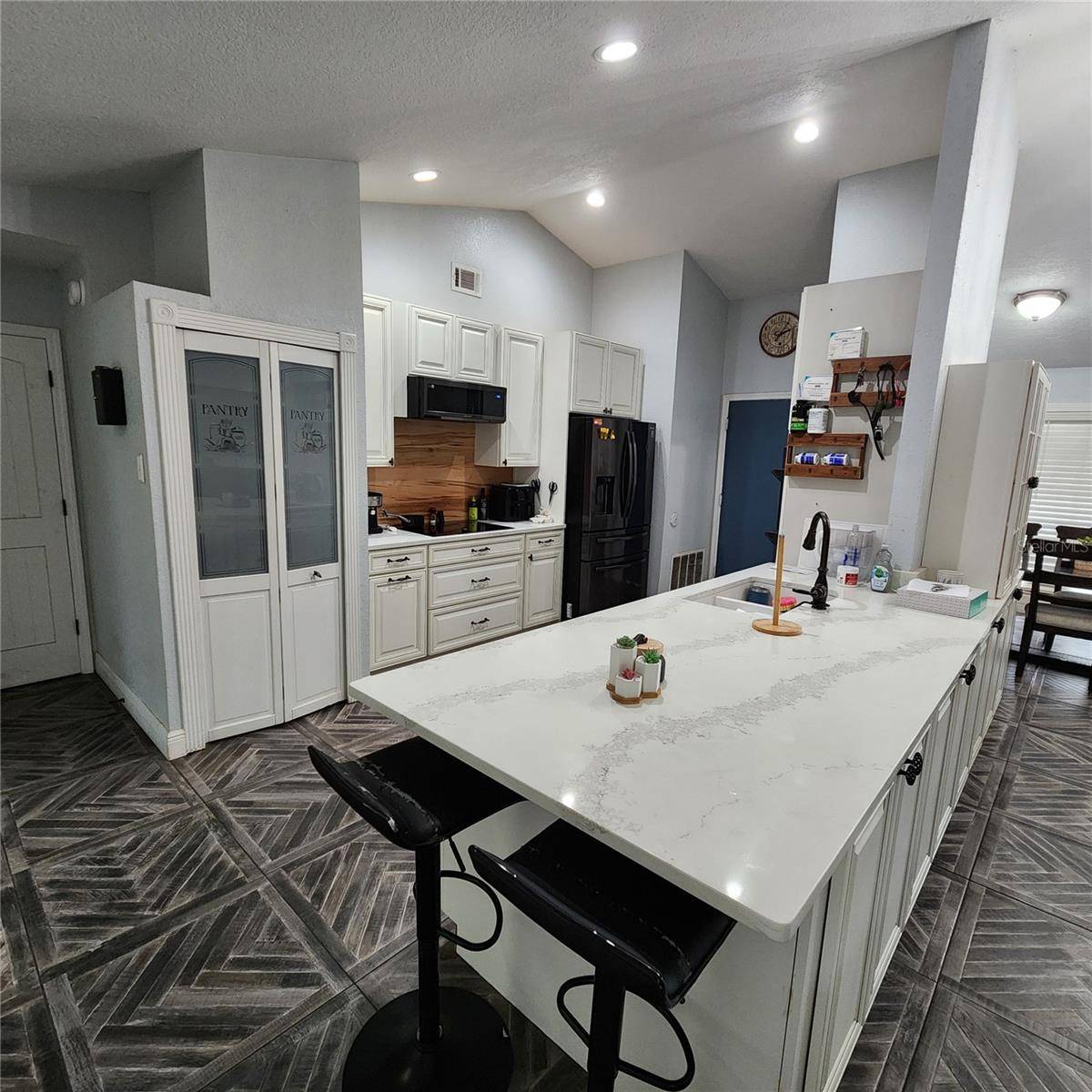 2221 KIWI TRL, Clermont, FL 34714