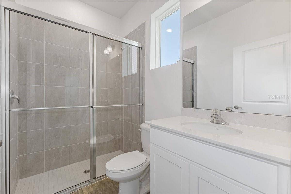 2209 SIRENA LN, Mount Dora, FL 32757