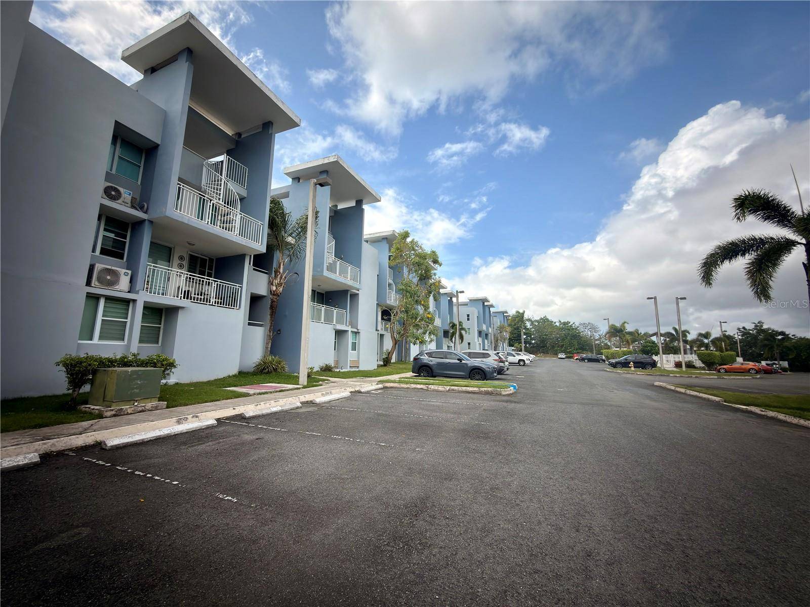 COND PASEO DEL REY #F-302, Carolina, PR 00987