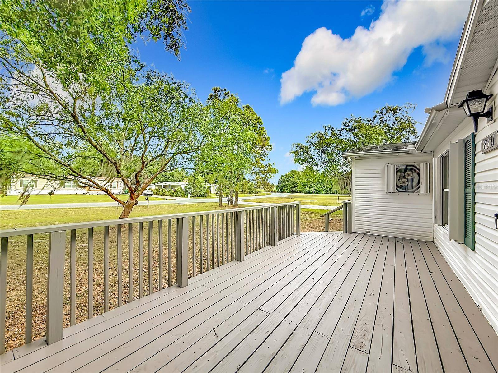 8331 COUNTY ROAD 109, Lady Lake, FL 32159