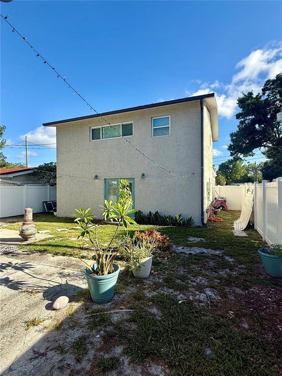 2623 14TH AVE N, St Petersburg, FL 33713