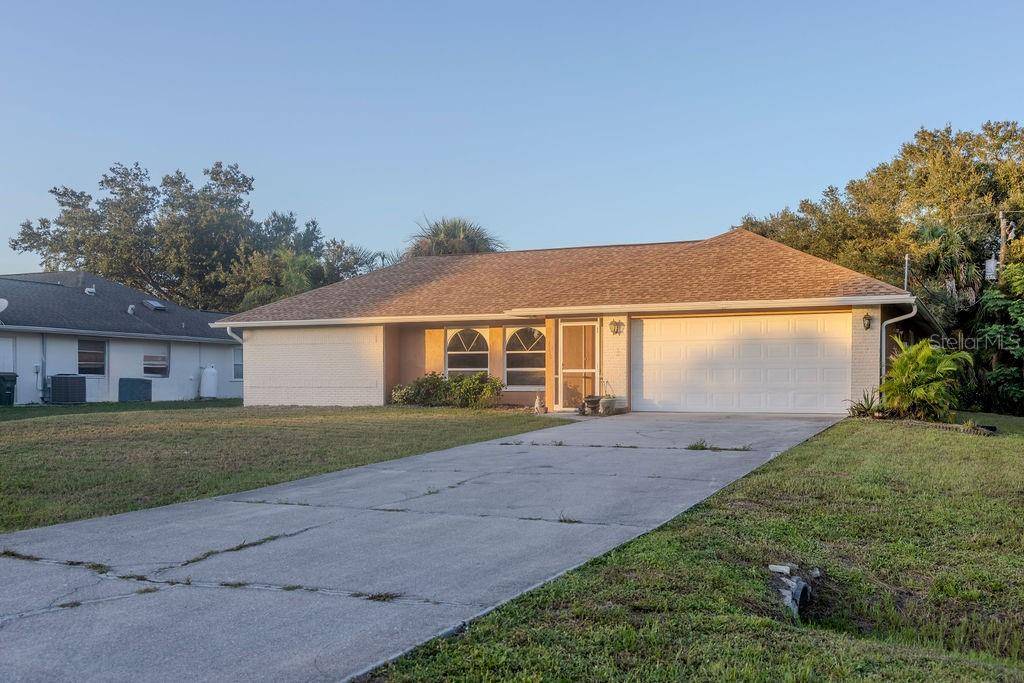 1570 S BISCAYNE DR, North Port, FL 34287