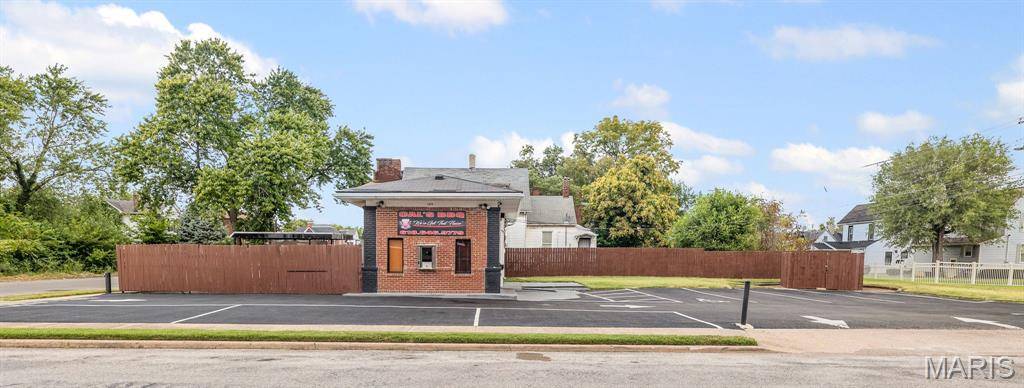 1475 St Louis AVE, East St Louis, IL 62201