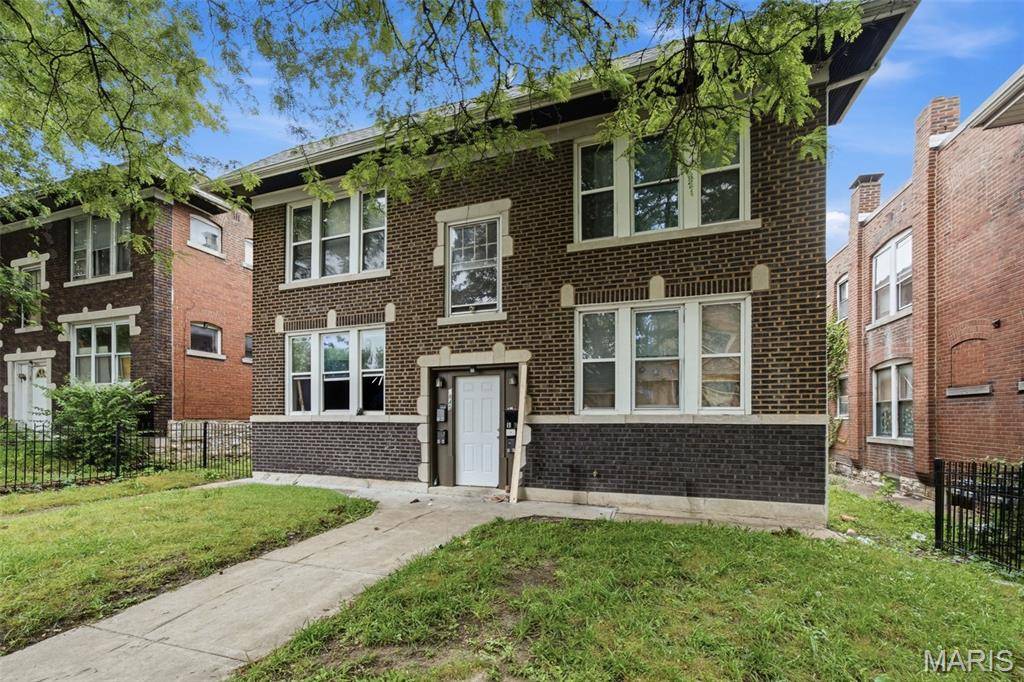 2845 Meramec ST, St Louis, MO 63118