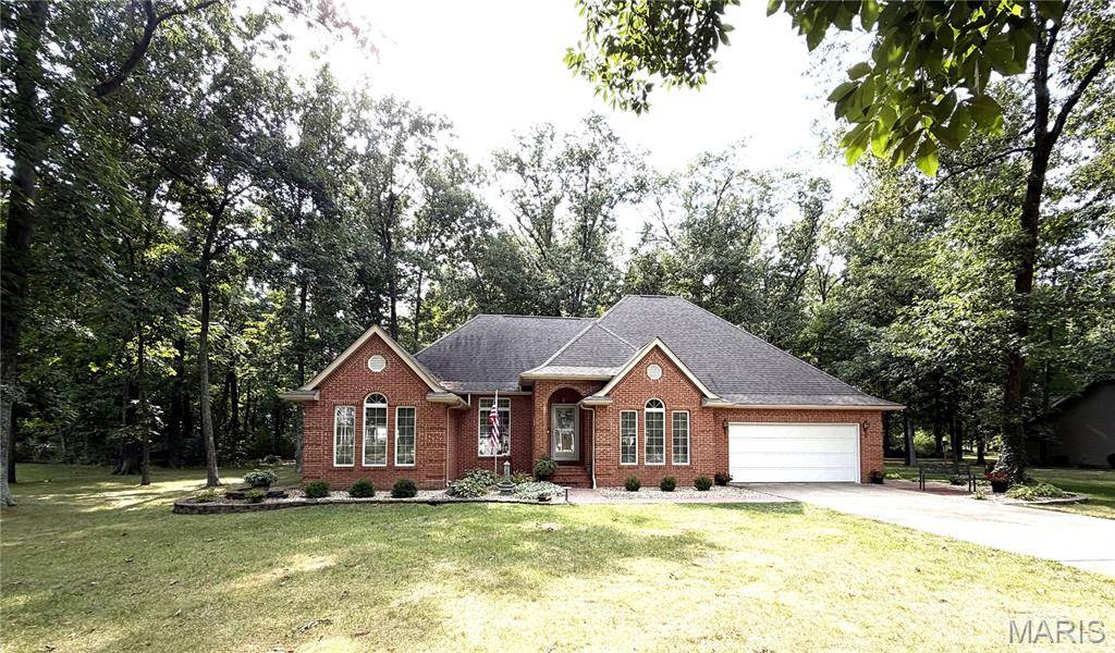 6437 Timber Lane DR, Mascoutah, IL 62258