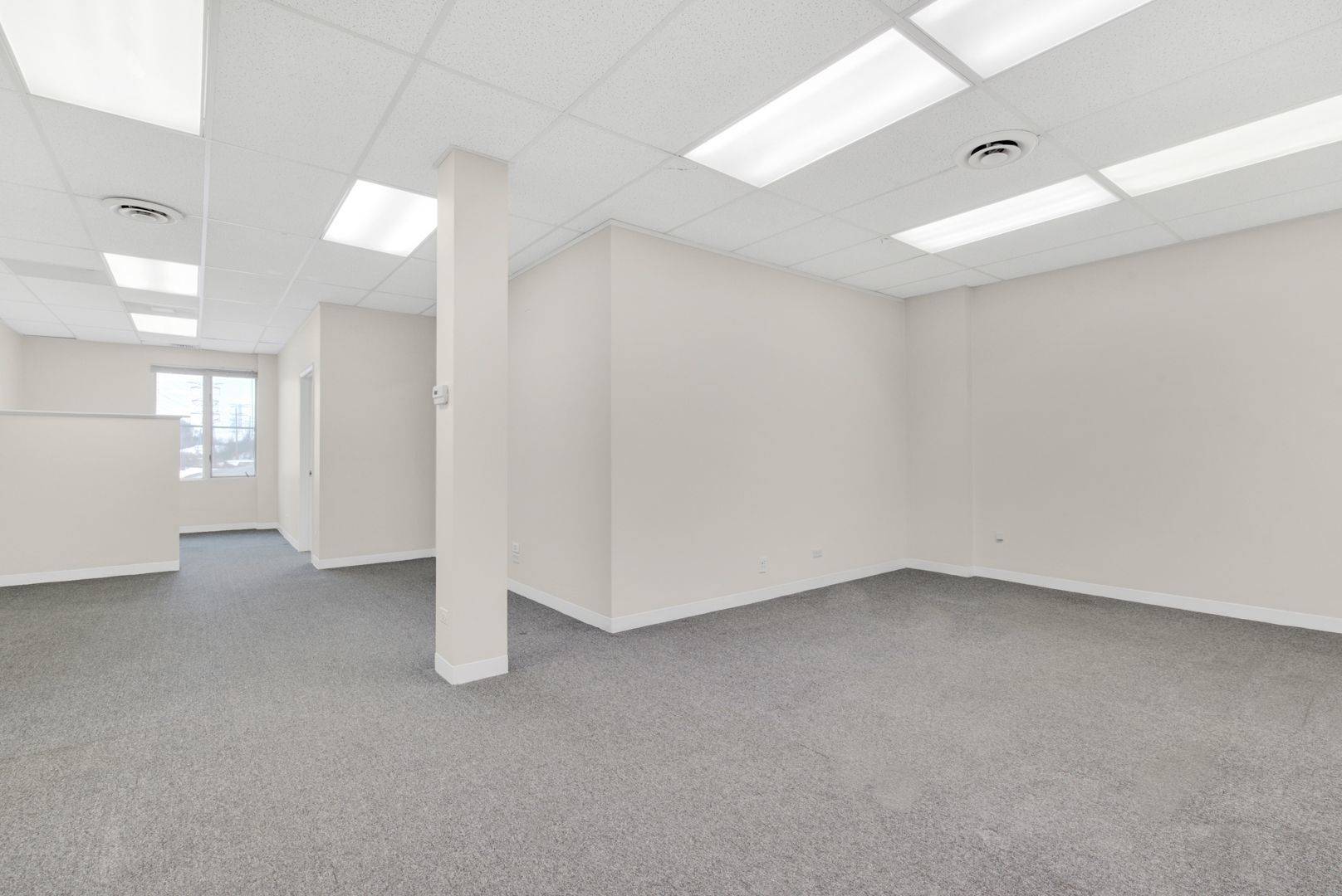 999 N Main ST N, Glen Ellyn, IL 60137