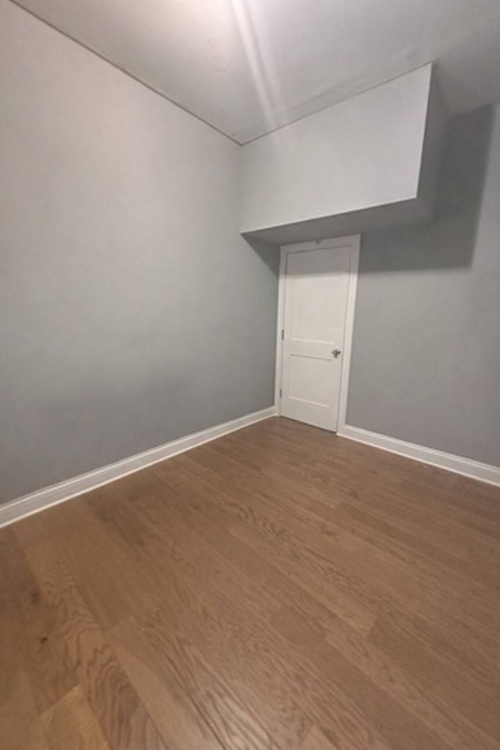 5320 S Carpenter ST, Chicago, IL 60609
