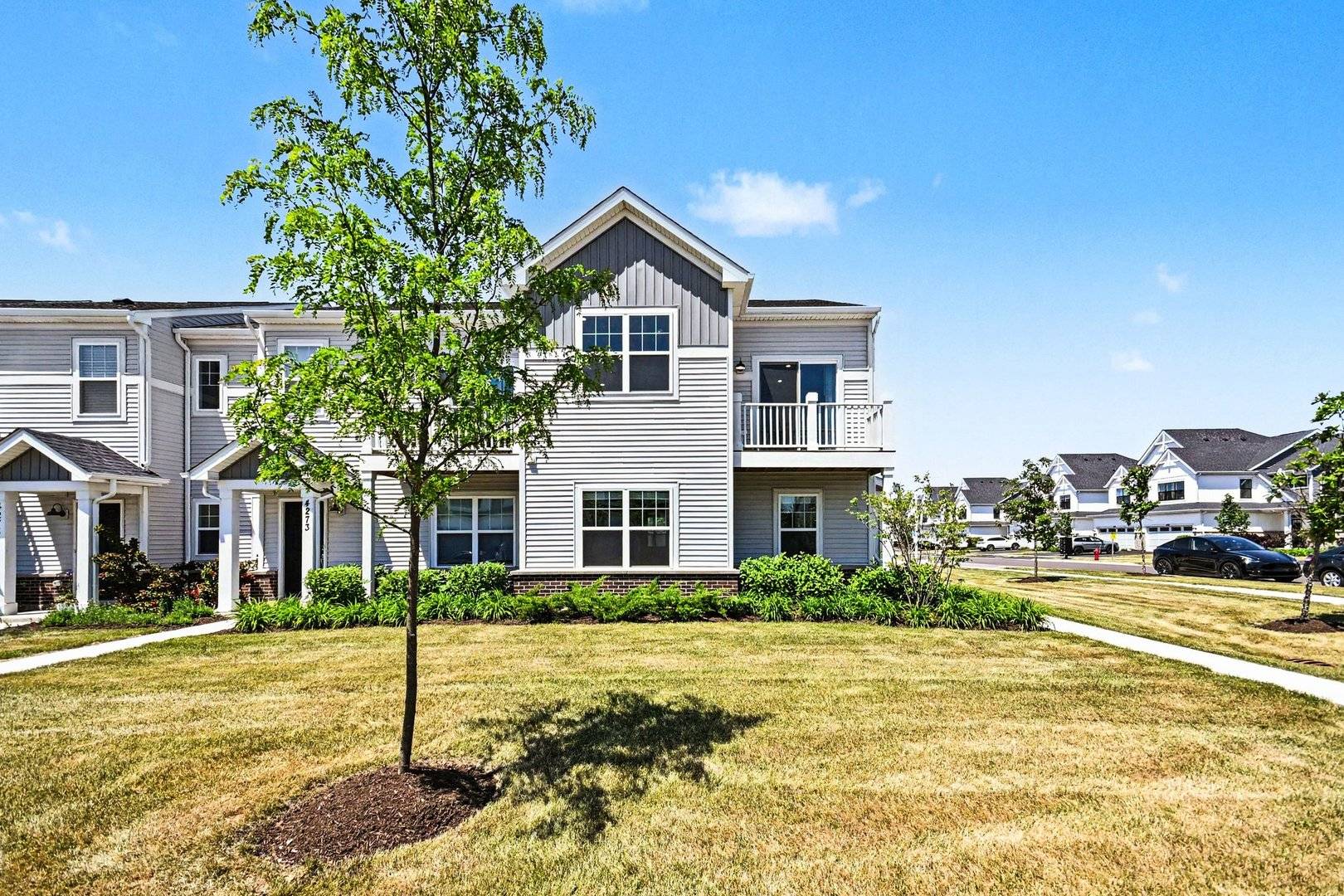 4271 Chelsea Manor CIR, Aurora, IL 60504