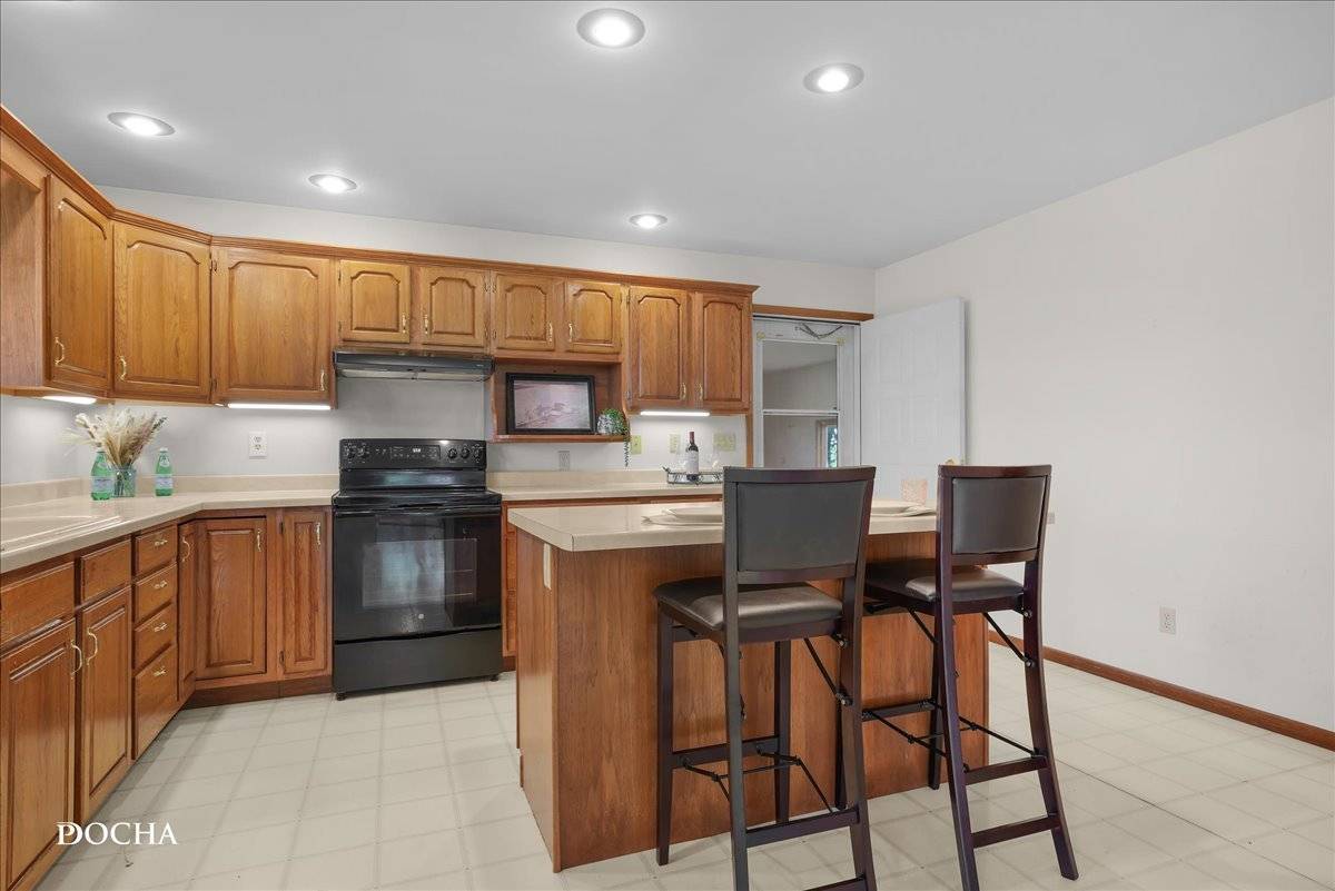 2676 Fairview DR, Malta, IL 60150