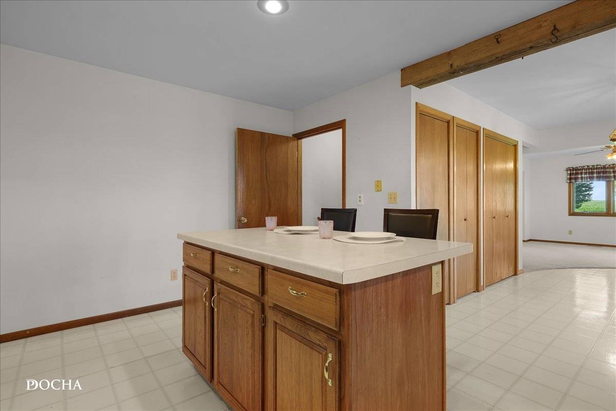 2676 Fairview DR, Malta, IL 60150