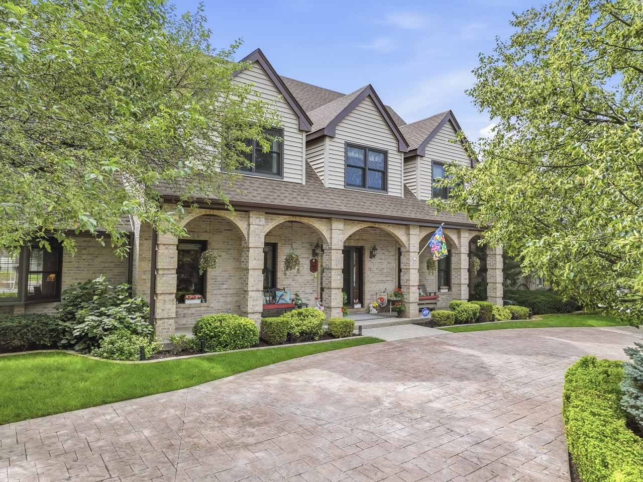 6N342 Linden AVE, Medinah, IL 60157