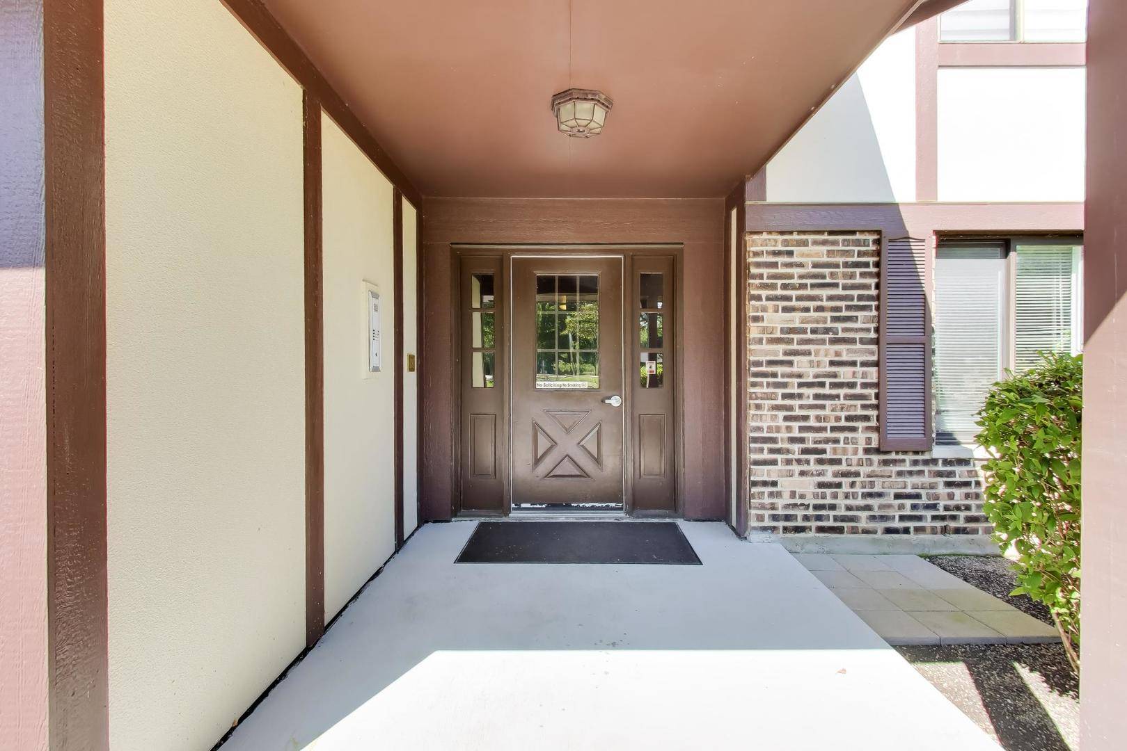 1456 N Elmhurst RD #101A, Mount Prospect, IL 60056