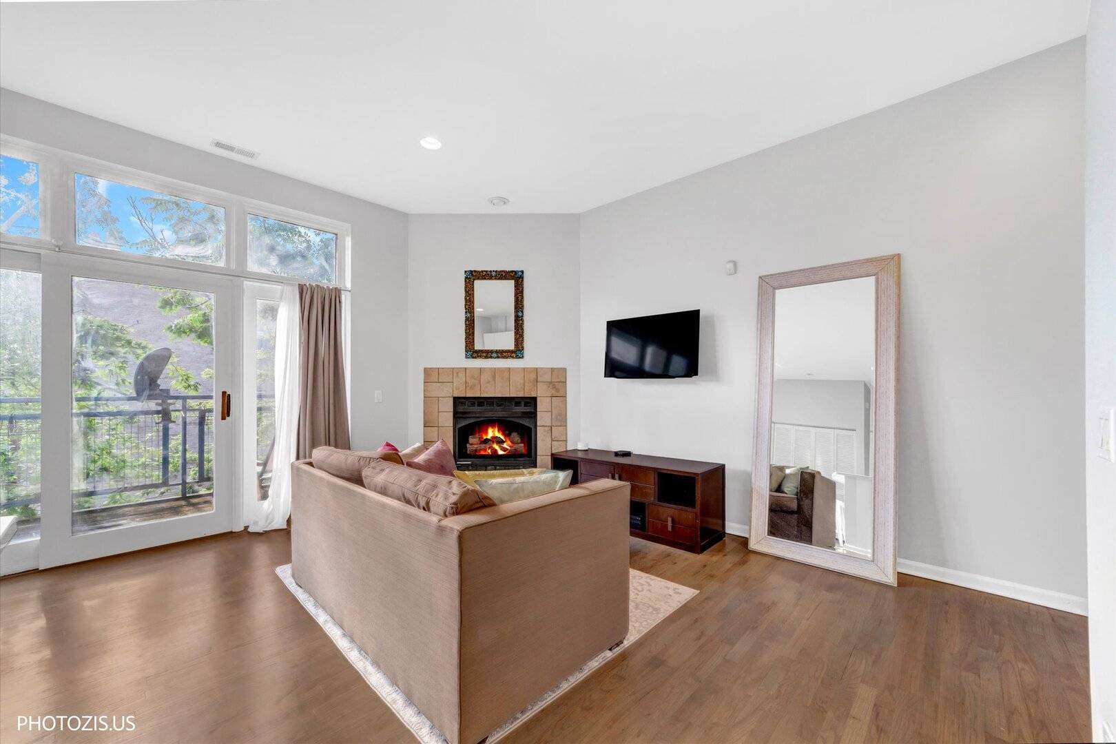 2251 W St Paul AVE #3C, Chicago, IL 60647