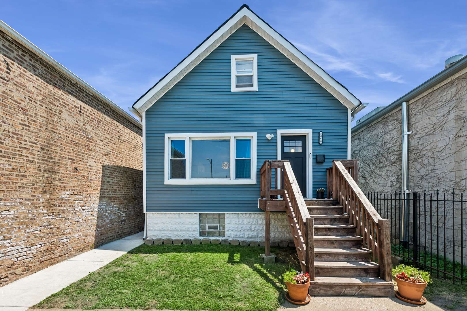 8243 S Halsted ST, Chicago, IL 60620