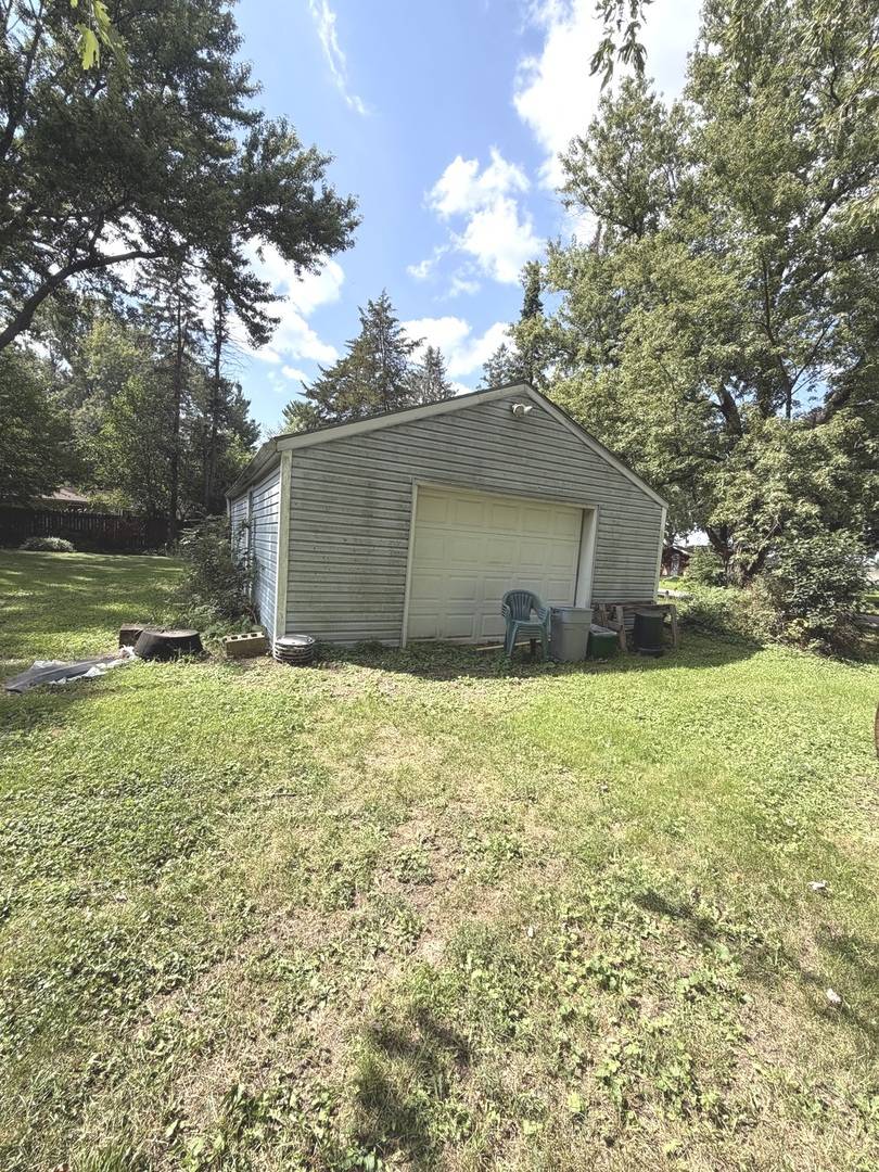 5955 Palomino Pkwy, Rockford, IL 61109