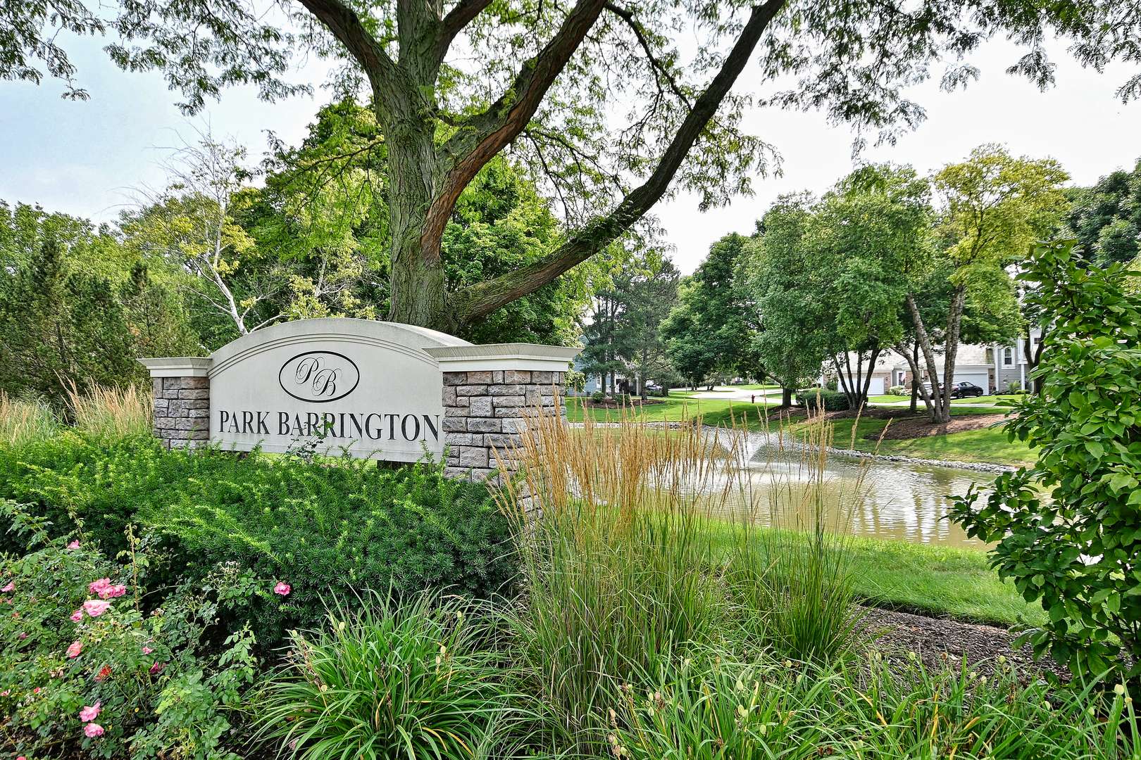452 Park Barrington DR, Barrington, IL 60010