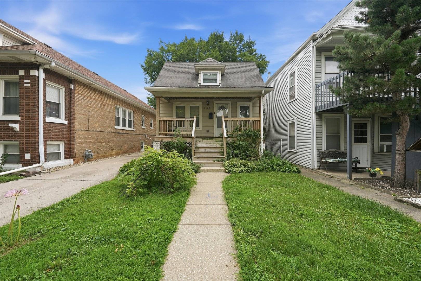 1329 MAPLE AVE, Berwyn, IL 60402