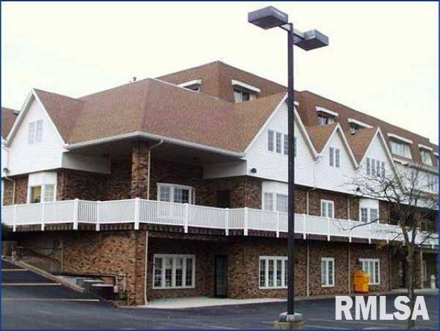 2435 Kimberly Rd RD #96S, Bettendorf, IA 52722