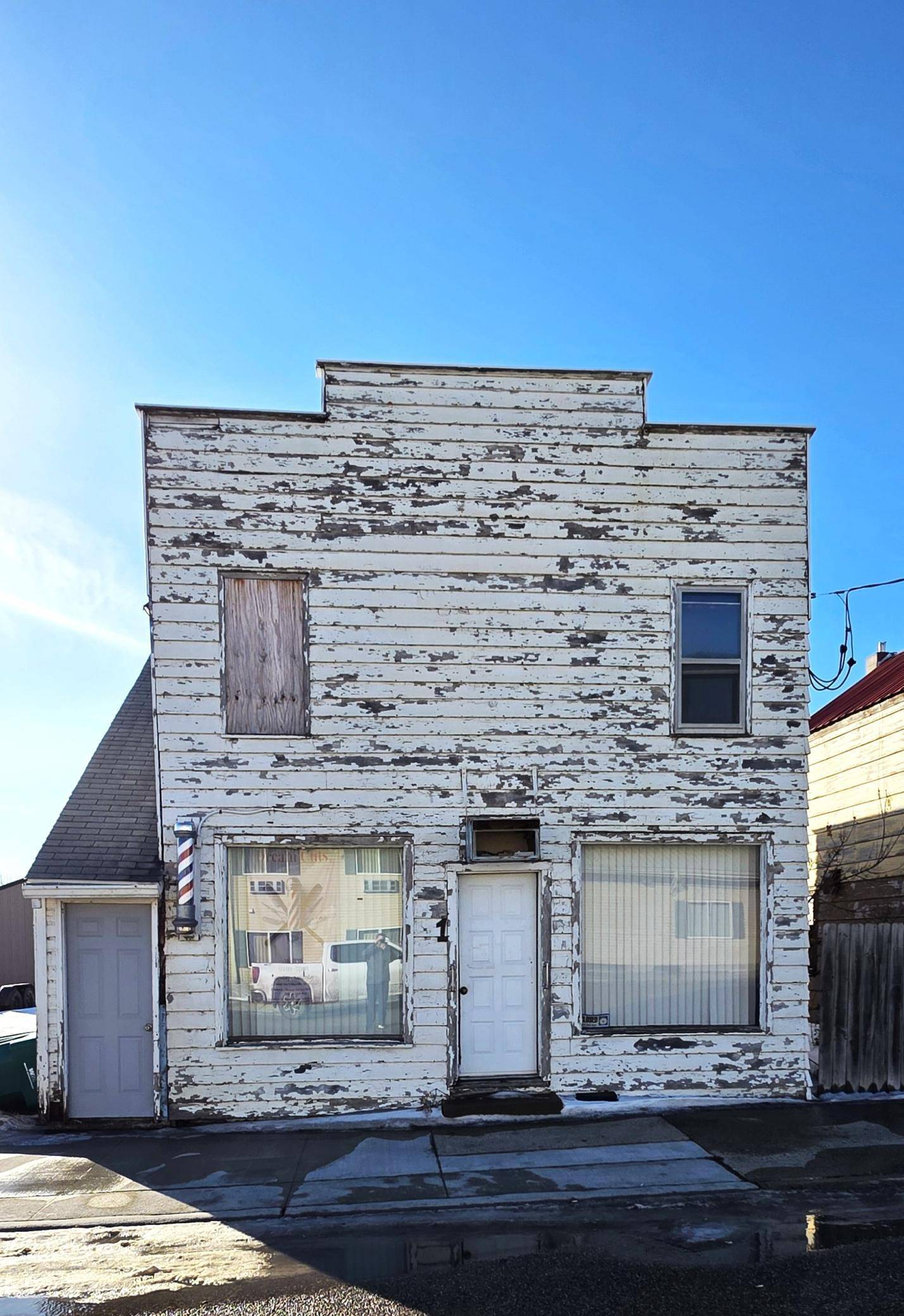 41 Center AVE S, Mayville, ND 58257