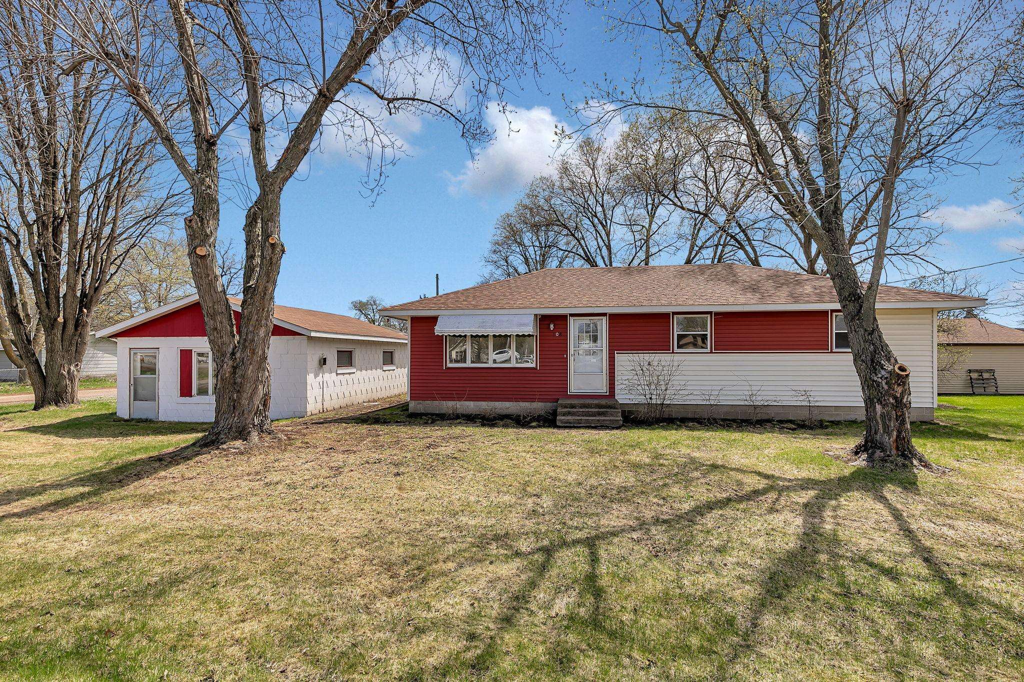 108 Birch ST E, Saint Joseph, MN 56374